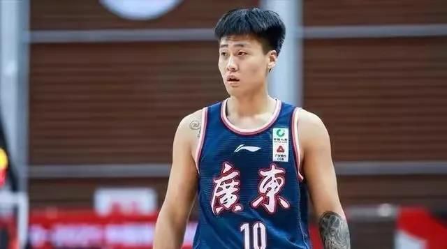 纳西妲腿法娴熟脚法