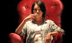美女扒开超粉嫩的尿囗让人桶